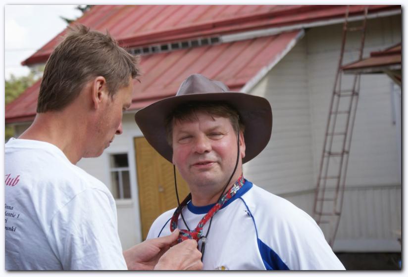 802x537 pixels (49K)